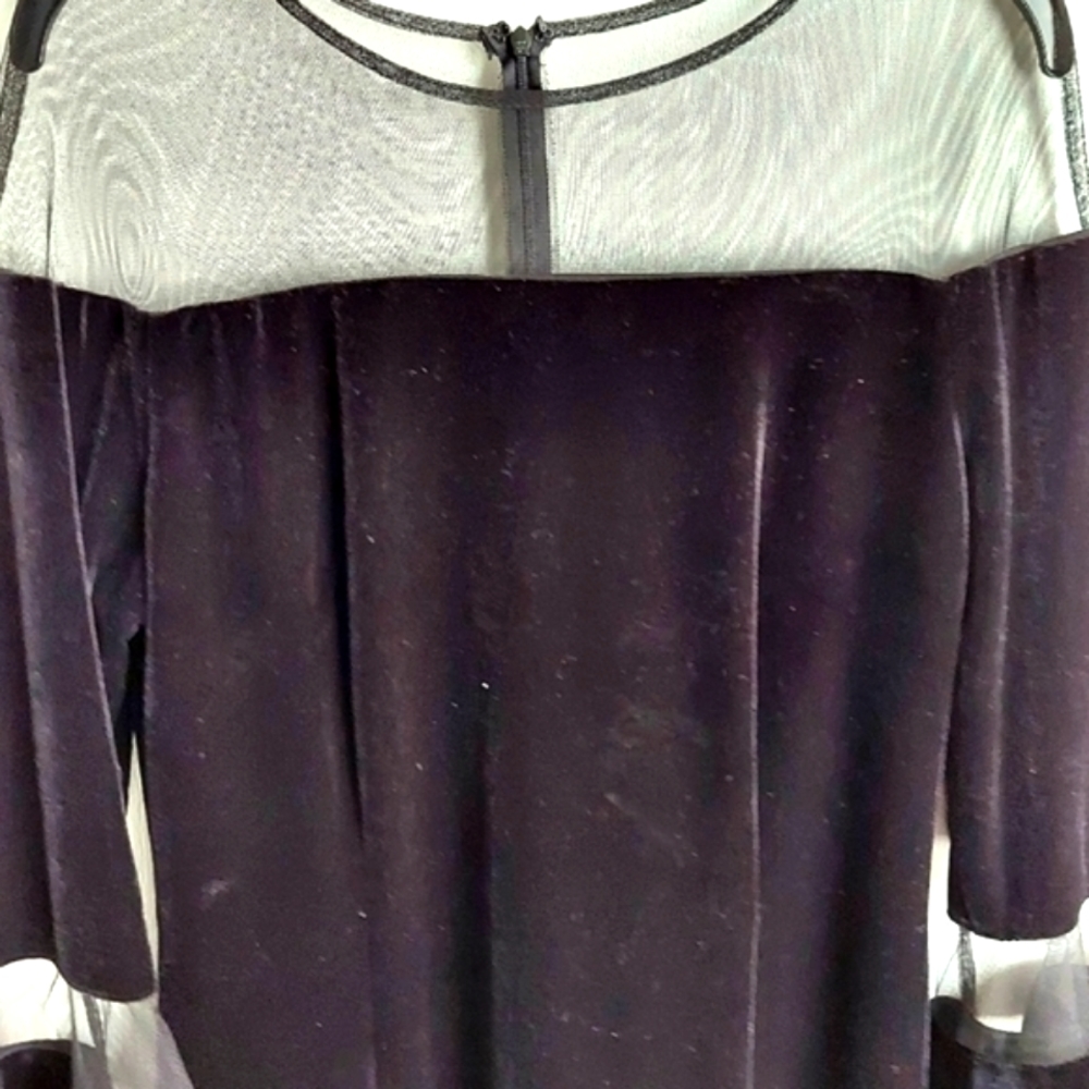 Dress - Picture 5 of 5